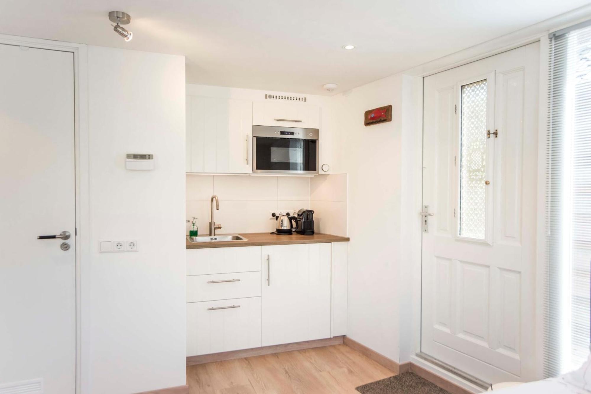 Studio 4 U With Private Parking Зандфорт Экстерьер фото