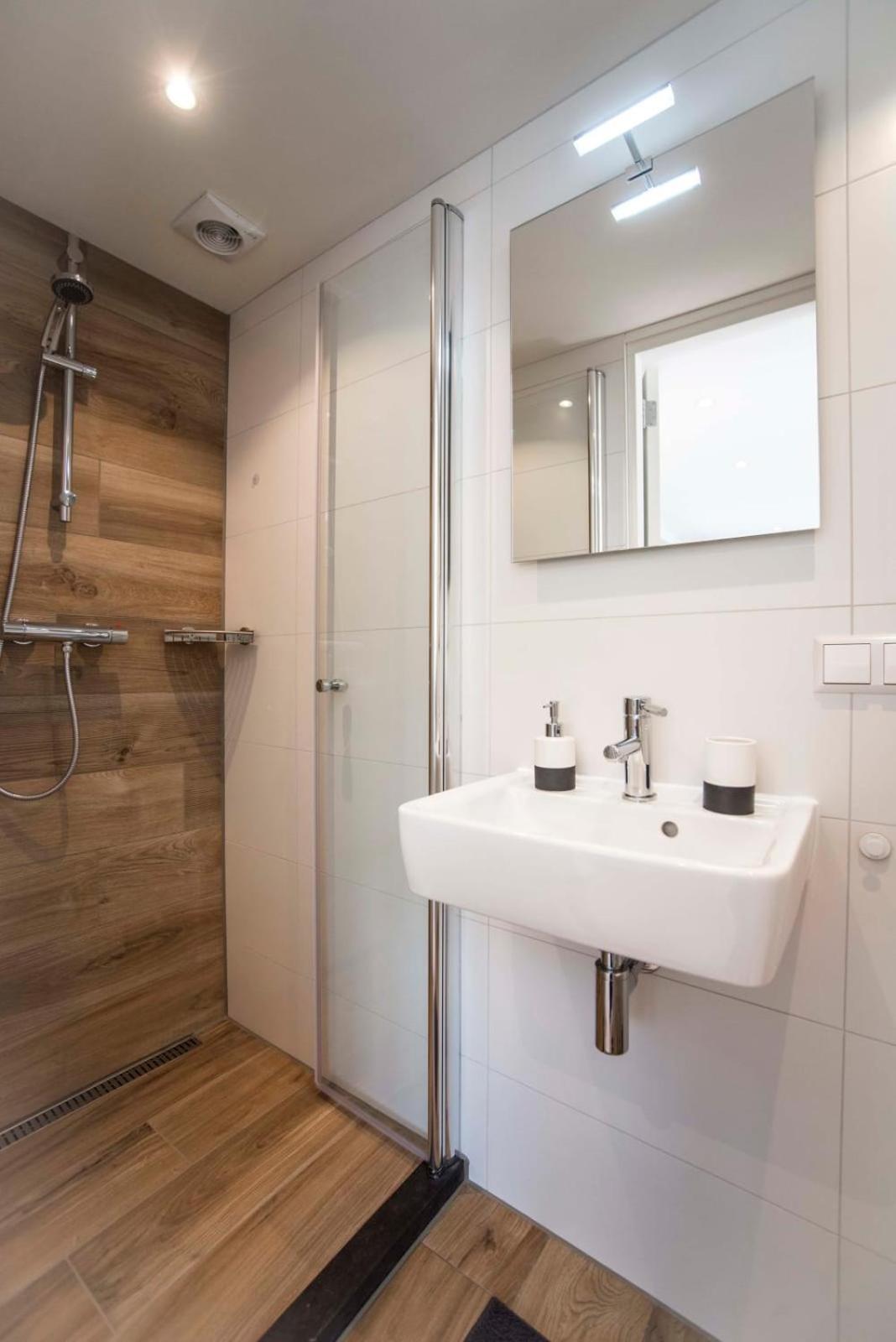 Studio 4 U With Private Parking Зандфорт Экстерьер фото
